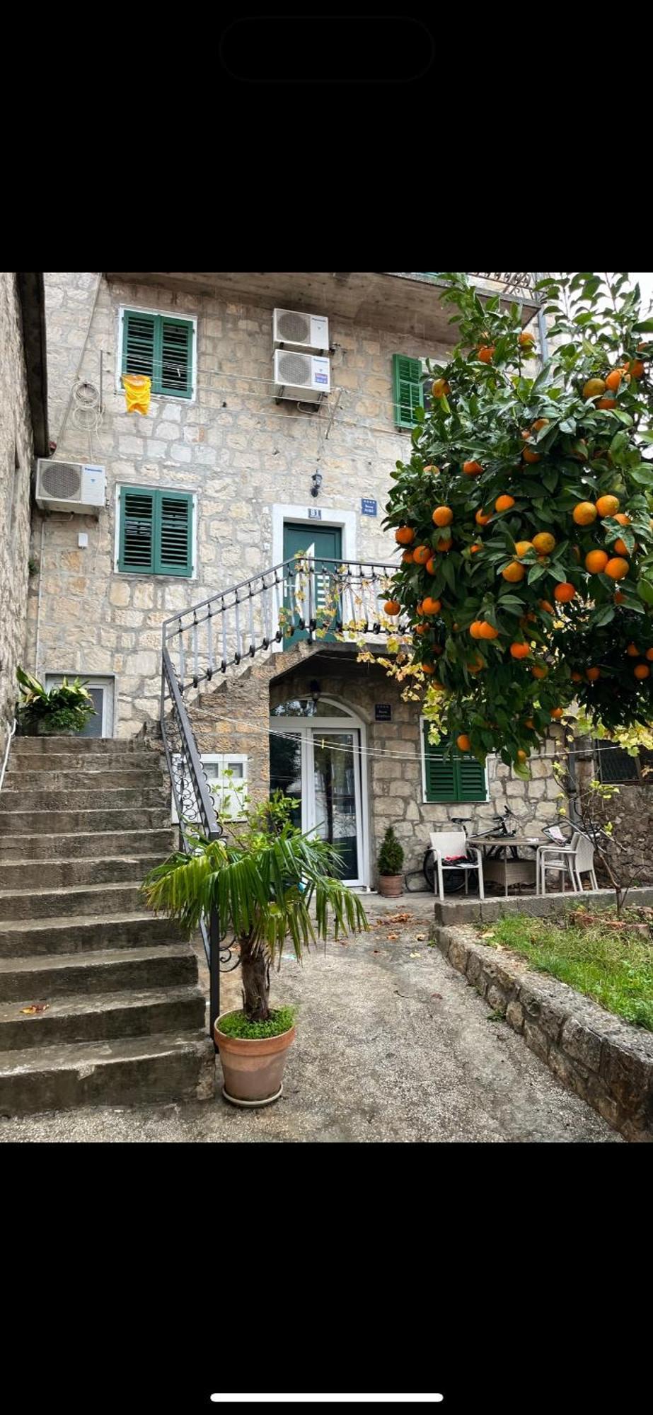 Villa Old Stone House In Historical Area Split Exterior foto